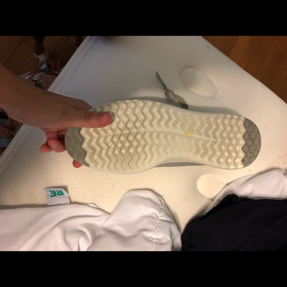 Cole Haan sneakers - Picture 3 of 4